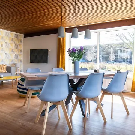Elli's Hus Holiday home